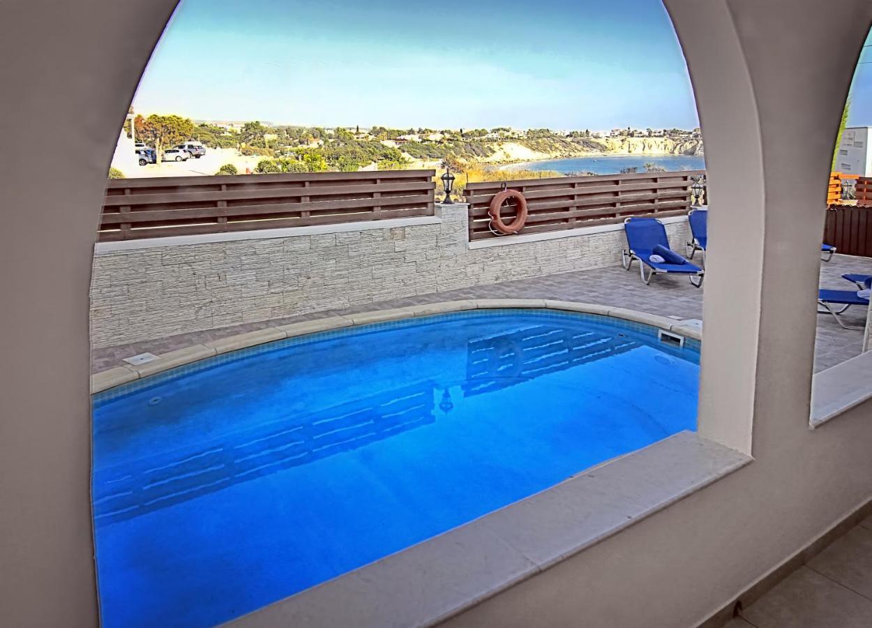 Chronas By Prestige Bookings Coral Bay Exterior foto